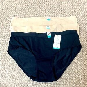 Maurice’s size XS Black and Cream Hipster No Show Panties set of three